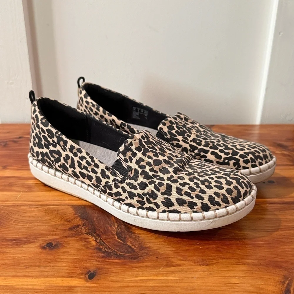 Cloudsteppers by Clarks Step Glow Jade Leopard Slip On Shoes